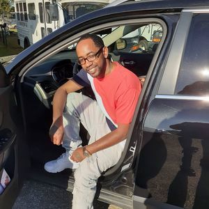 Meet your Posher, Dee